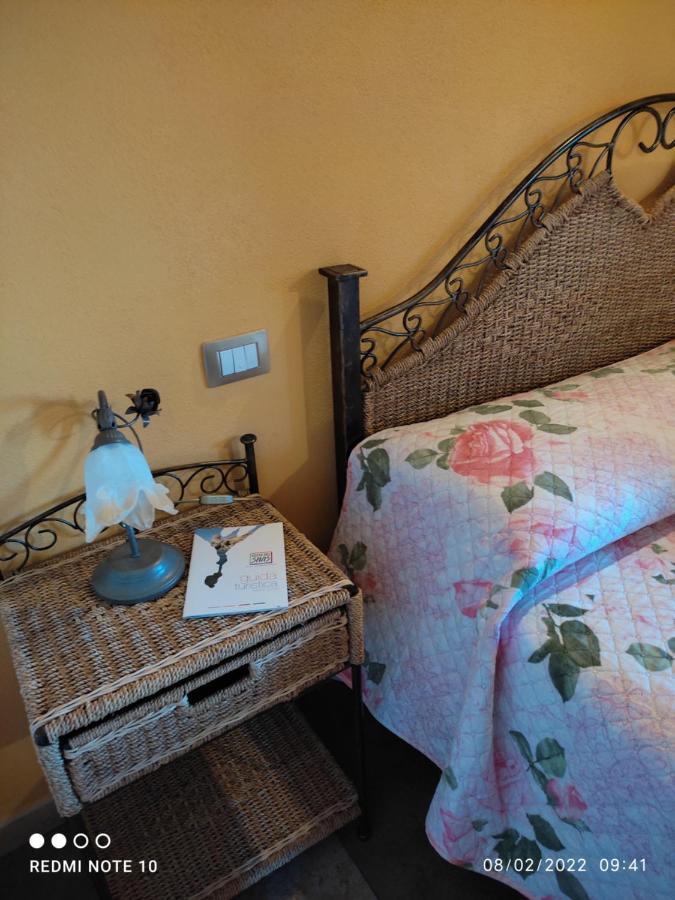 Room & Relax Eleinad Càbras Extérieur photo